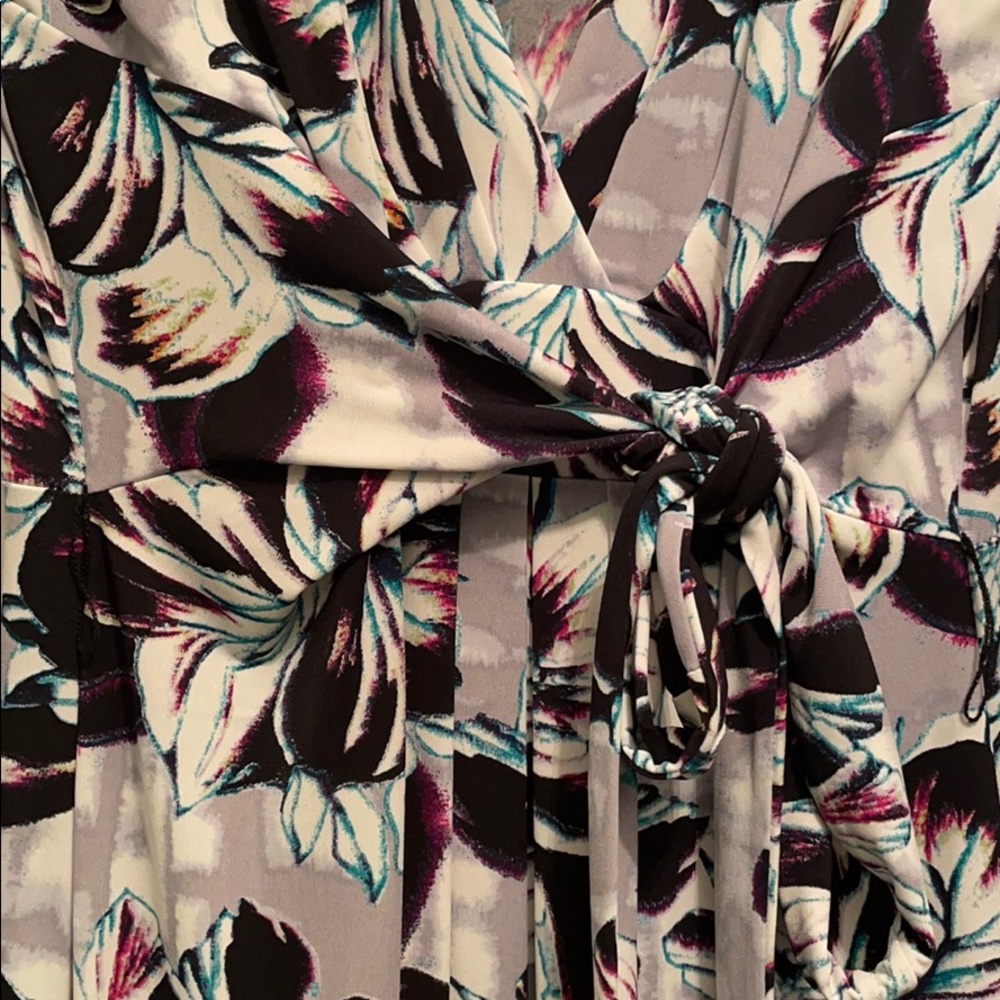 BCBG long flower dress. Size L - Picture 4 of 4